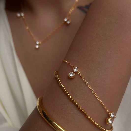 Teardrop Diamonds Necklace