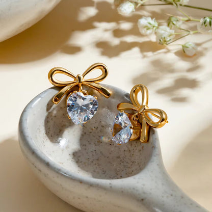 Amore Teardrop image 1