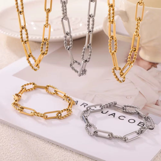 Twisted Chains Necklace