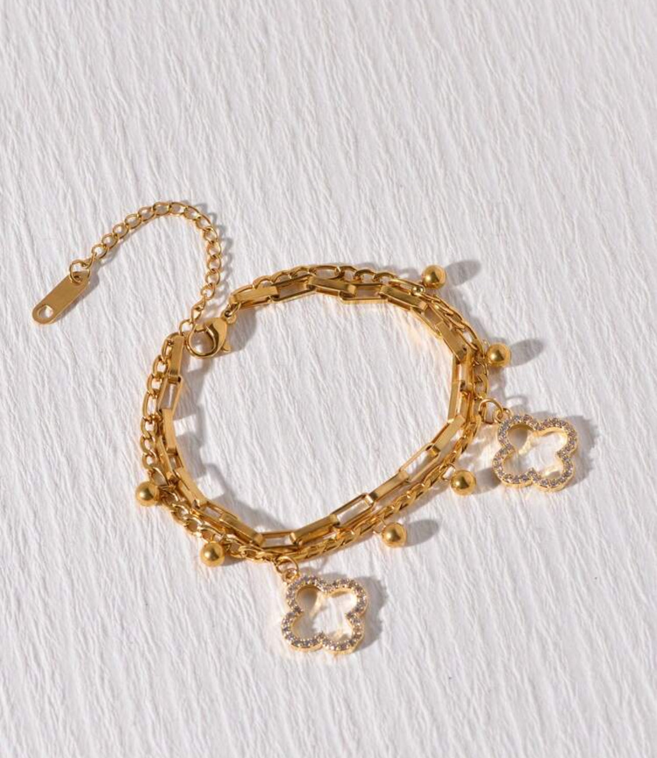 Clover charm