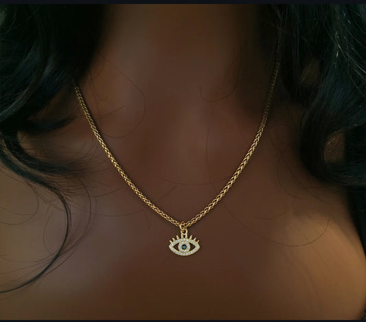 My eye on you Necklace