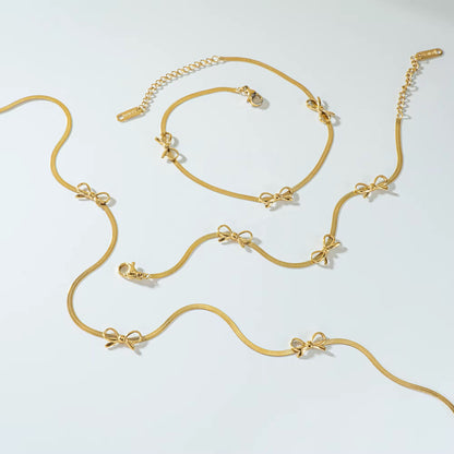 Dainty Knot Necklace