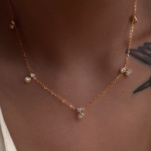 Teardrop Diamonds Necklace